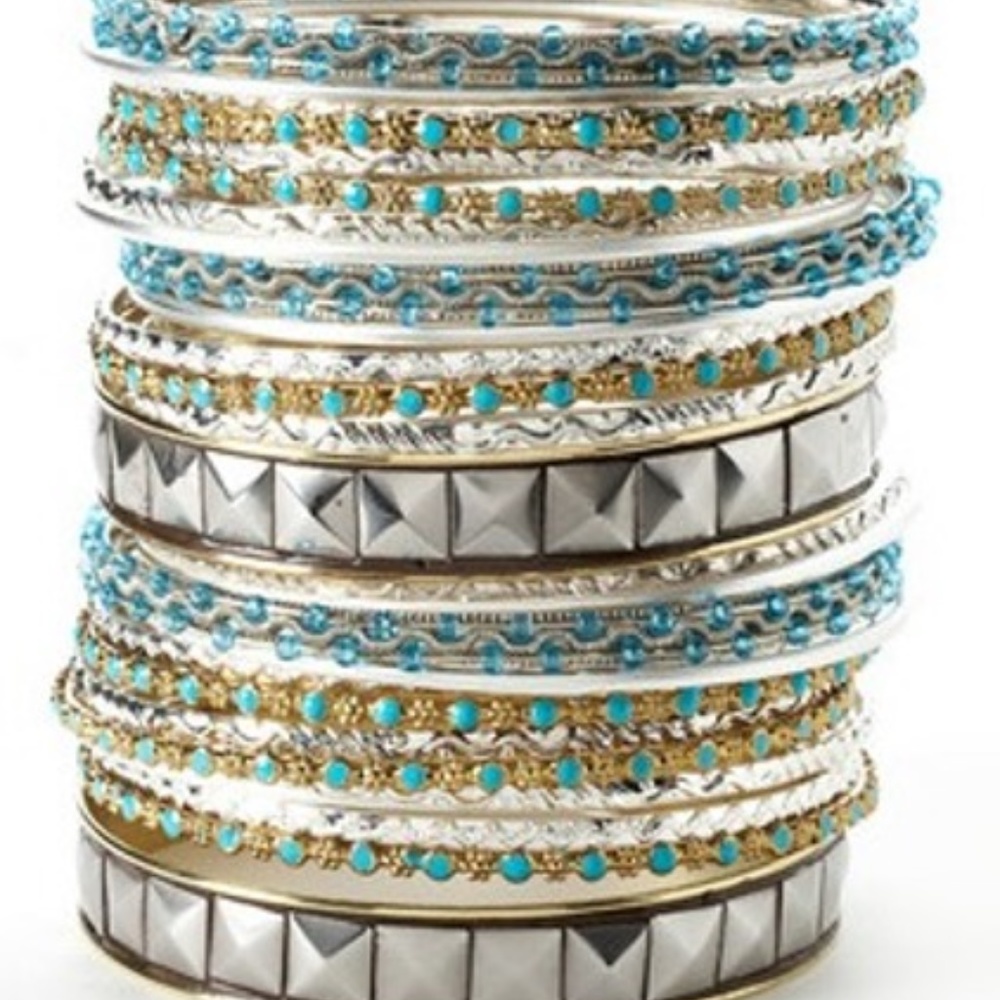 CARA COUTURE Bead & Crystal 27 Piece Bangle Set